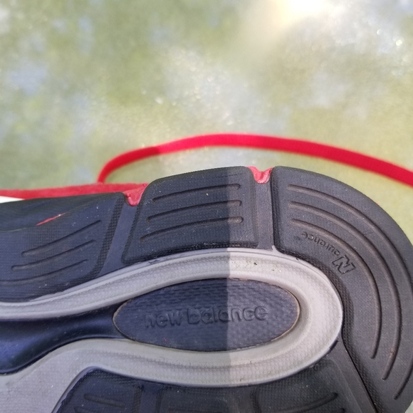 New Balance 990 Sneakers in Boys/ Youth size 6.5 fits women’s size 7.5-8 - Picture 7 of 9